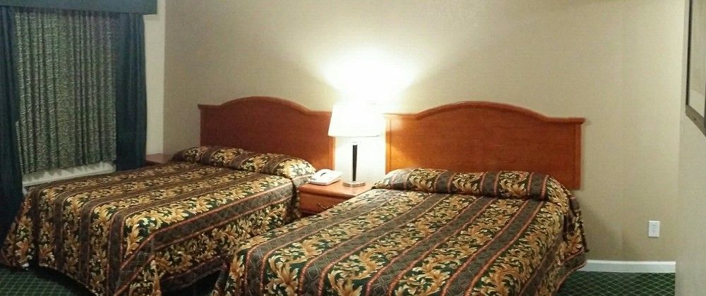 Country Inn Motel Oakdale 외부 사진